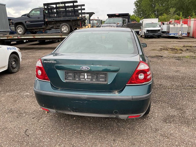 Ford sedan mondeo personenauto - afbeelding 6 van  9