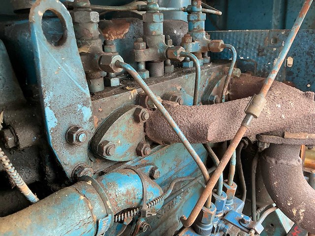 Ford super dexta oldtimer tractor - afbeelding 5 van  15