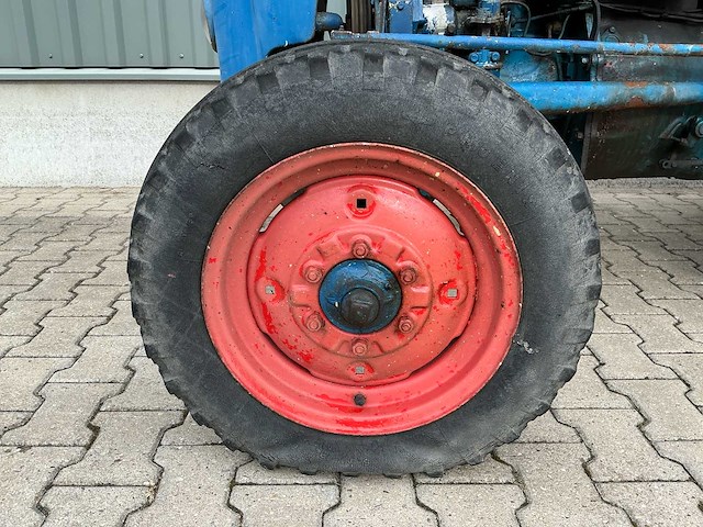 Ford super dexta oldtimer tractor - afbeelding 6 van  15