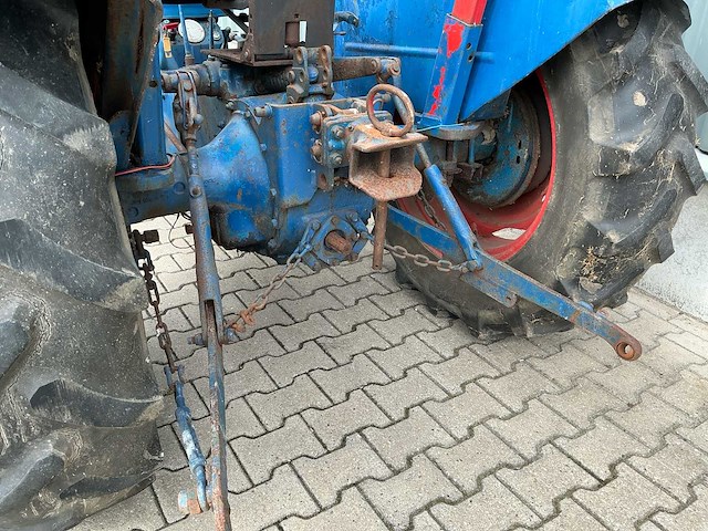 Ford super dexta oldtimer tractor - afbeelding 12 van  15