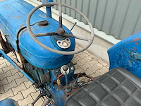 Ford super dexta oldtimer tractor - afbeelding 14 van  15