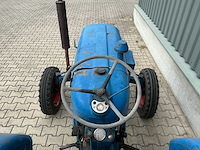 Ford super dexta oldtimer tractor - afbeelding 15 van  15