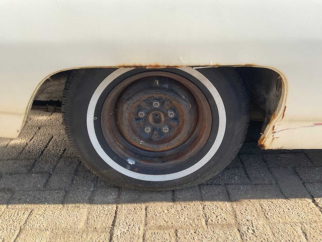 Ford thunderbird v8 oldtimerauto - afbeelding 3 van  20