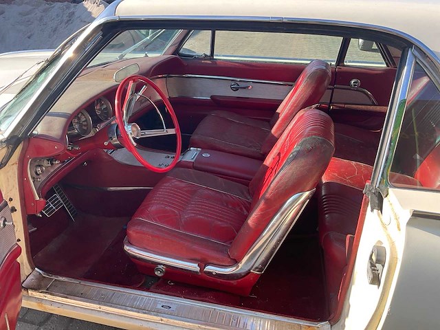 Ford thunderbird v8 oldtimerauto - afbeelding 5 van  20