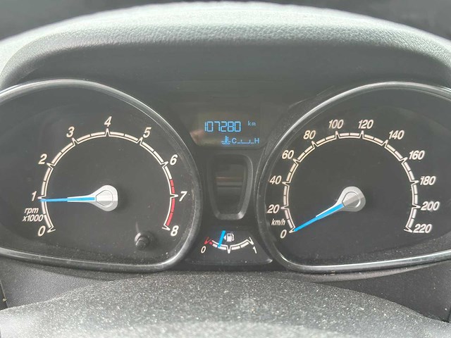 Ford tourneo 5 persoons courier titanium. t-332-lt - afbeelding 15 van  17