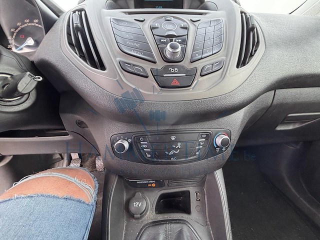 Ford tourneo courier 1.0 ecoboost trend, 2017 - afbeelding 8 van  37