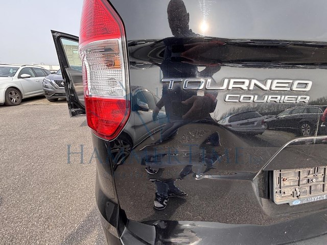 Ford tourneo courier 1.0 ecoboost trend, 2017 - afbeelding 31 van  37