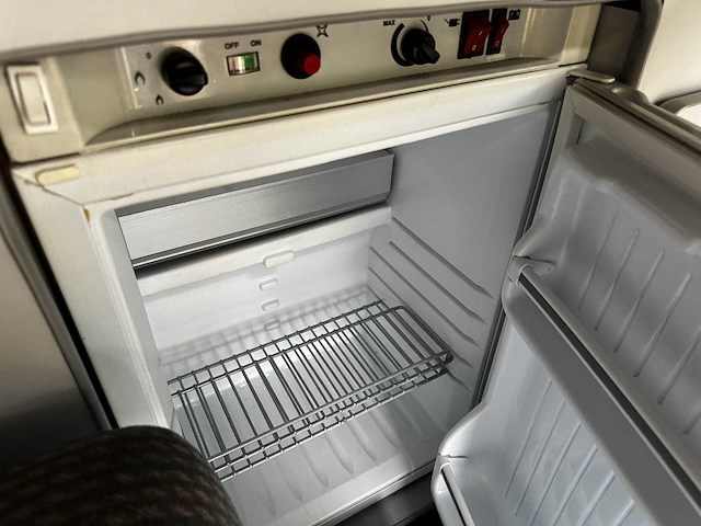 Ford transit 100d kampeerauto 69pk 1992 camper (origineel-nl), dz-nn-77 - afbeelding 22 van  43