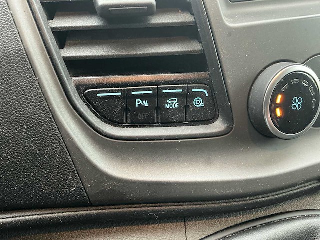 Ford transit 350 2.0 tdci l3h2 bedrijfswagen - afbeelding 11 van  32