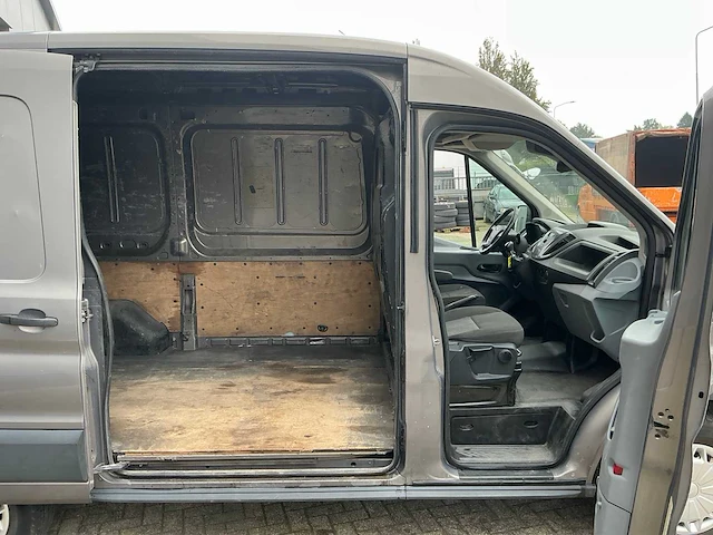 Ford transit 350 2.2 tdci l2h2 am bedrijfswagen - afbeelding 5 van  31
