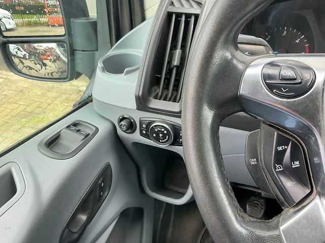 Ford transit 350 2.2 tdci l2h2 am bedrijfswagen - afbeelding 31 van  31