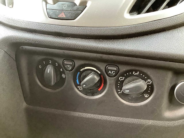 Ford transit bedrijfswagen - afbeelding 14 van  14