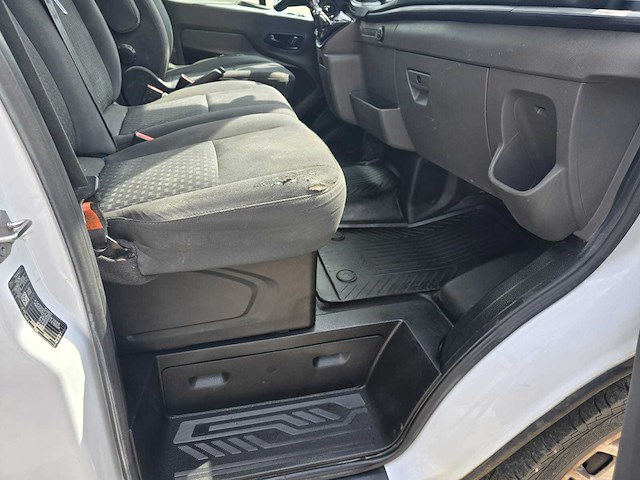 Ford transit bedrijfswagen - afbeelding 2 van  43