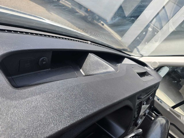Ford transit bedrijfswagen - afbeelding 16 van  43