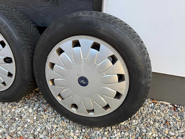 Ford transit connect 1.6 tdci l1 trend 75pk 2015 (origineel-nl) 3-persoons, vl-990-k - afbeelding 23 van  67