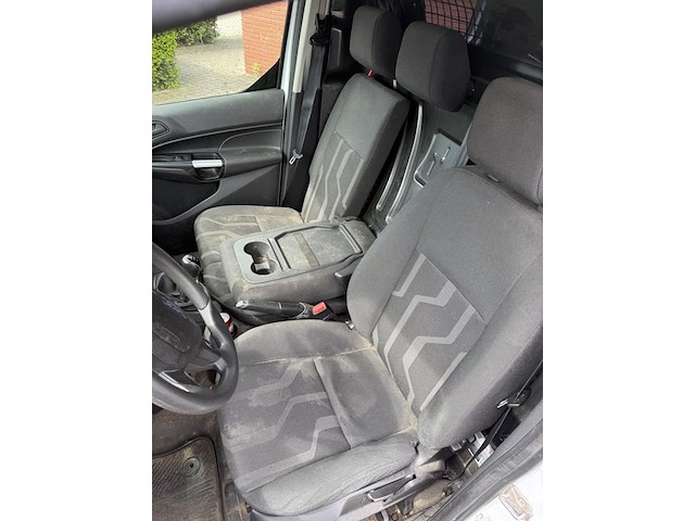 Ford transit connect met kenteken vh-458-2. datum eerste toelating 29-4-2014. vervaldatum apk 13-1-2027. ki... - afbeelding 5 van  16