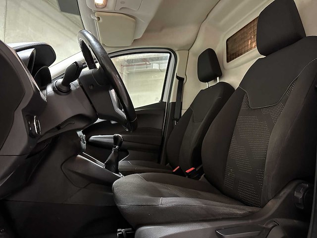 Ford transit courier 1.5 tdci trend 75pk 2017 (origineel-nl + 1e eigenaar), v-562-hs - afbeelding 13 van  42