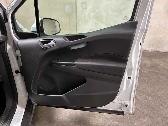 Ford transit courier 1.5 tdci trend 75pk 2017 (origineel-nl + 1e eigenaar), v-562-hs - afbeelding 21 van  42