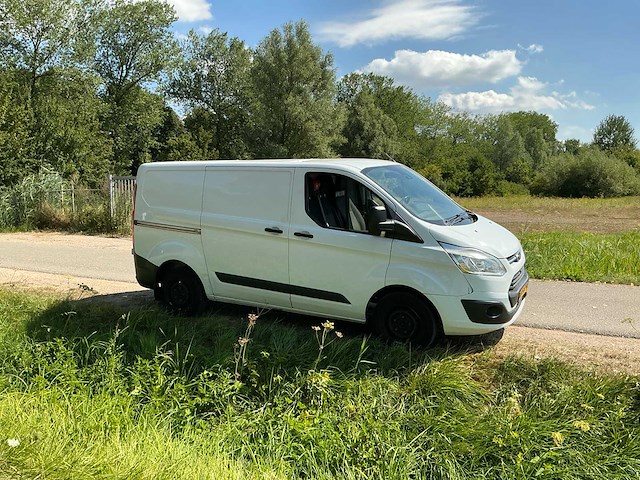 Ford transit custom 270 2.2 tdci l1h1 tr bedrijfswagen - afbeelding 21 van  24