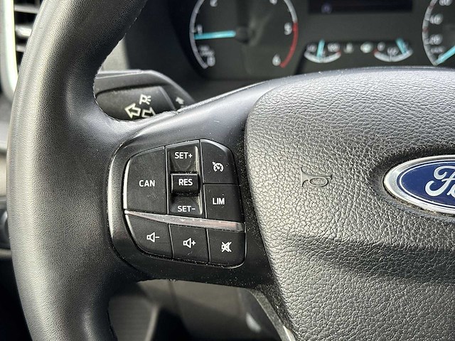 Ford transit custom 280 2.0 tdci l1h1 limited | vtp-37-z - afbeelding 8 van  35