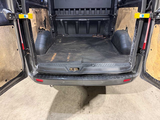 Ford transit custom 300 2.0 tdci l2h1 (dubbele cabine) 170pk 2020 (origineel-nl), vhd-68-g - afbeelding 19 van  34