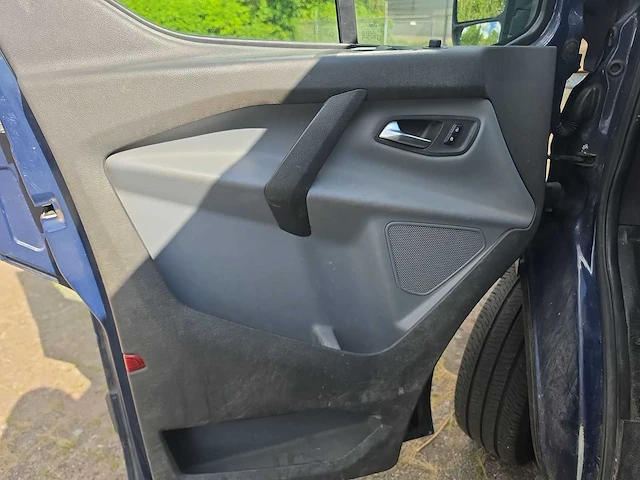 Ford transit custom 310 2.2 tdci l2h1 trend | v-588-bx - afbeelding 19 van  30
