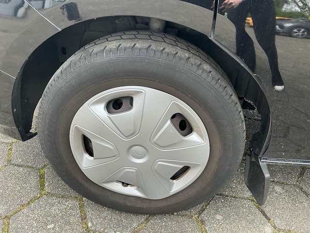 Ford transit custom 320 2.0 tdci l1h1 tr bedrijfswagen - afbeelding 18 van  31