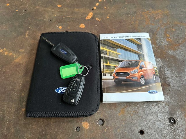 Ford transit custom 320 2.0 tdci l1h2 tr 9 persoons 103pk 2018, n-814-hs - afbeelding 25 van  31