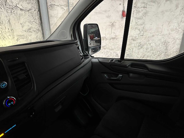 Ford transit custom 320 2.0 tdci l1h2 tr 9 persoons 103pk 2018, n-814-hs - afbeelding 22 van  31