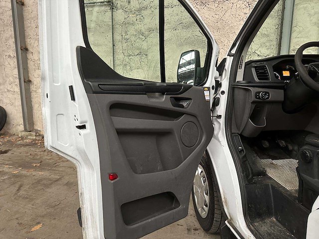 Ford transit custom 320 2.0 tdci l1h2 tr 9 persoons 103pk 2019, t-525-df - afbeelding 24 van  37