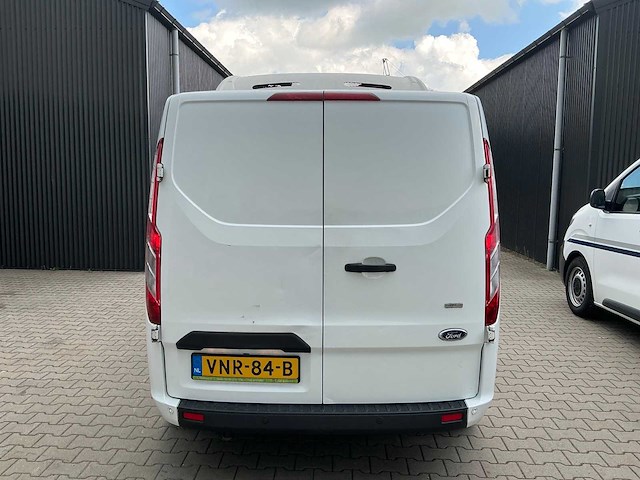 Ford transit custom 340 2.0 tdci l2h1 am bedrijfswagen / koelwagen - afbeelding 4 van  45