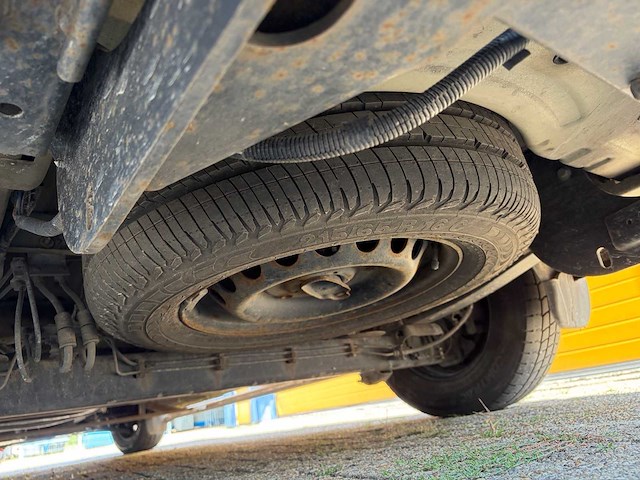 Ford transit custom 340 2.0 tdci l2h1 tr bedrijfswagen - afbeelding 18 van  83