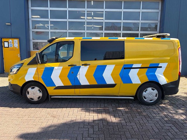 Ford transit custom 340 2.0 tdci l2h1 tr bedrijfswagen - afbeelding 32 van  83