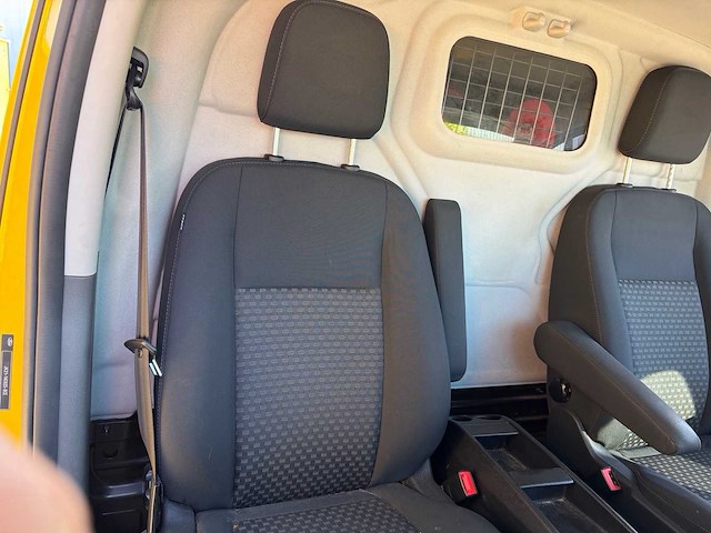 Ford transit custom 340 2.0 tdci l2h1 tr bedrijfswagen - afbeelding 67 van  83