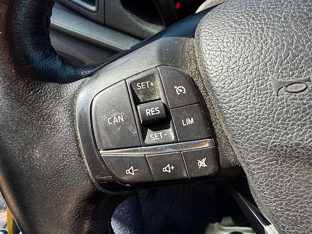Ford transit custom 340 2.0 tdci l2h1 tr bedrijfswagen - afbeelding 94 van  157