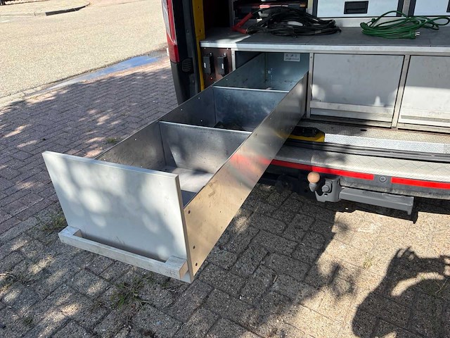 Ford transit custom 340 2.0 tdci l2h1 tr bedrijfswagen - afbeelding 71 van  111