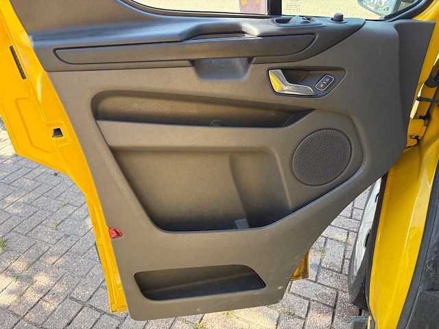 Ford transit custom 340 2.0 tdci l2h1 tr bedrijfswagen - afbeelding 27 van  111