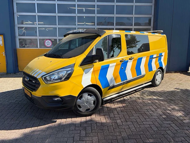 Ford transit custom 340 2.0 tdci l2h1 tr bedrijfswagen - afbeelding 1 van  157