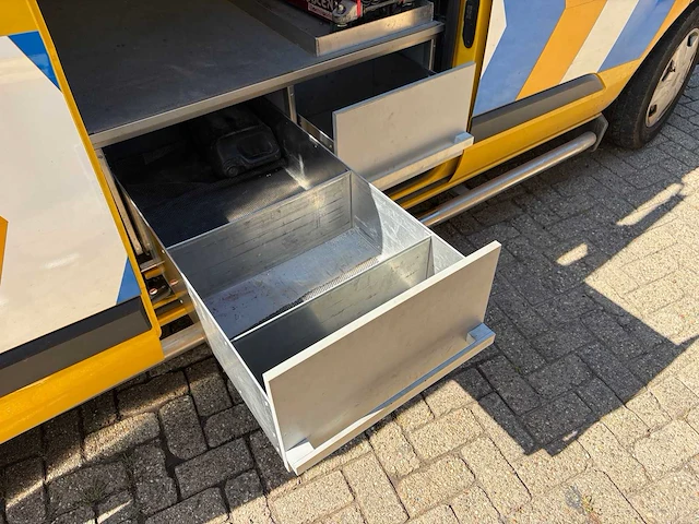 Ford transit custom 340 2.0 tdci l2h1 tr bedrijfswagen - afbeelding 135 van  157