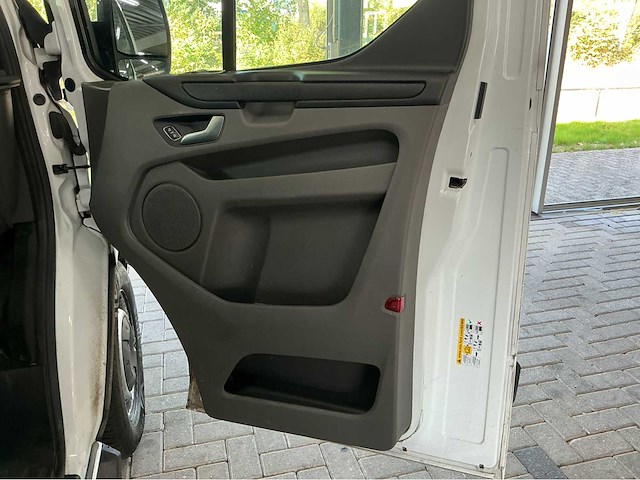 Ford transit custom 9-persoons | ruime & comfortabele personenbus | r-553-tp btw auto - afbeelding 12 van  25