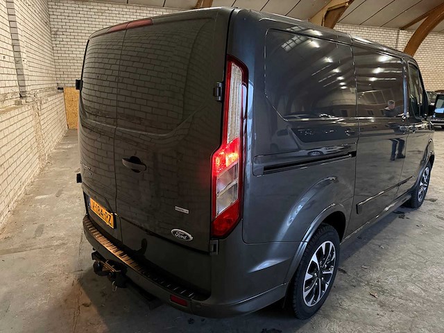 Ford transit custom sport 2.0 tdci bouwjaar: 2017 v-184-pz - afbeelding 18 van  22