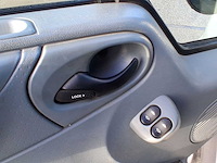 Ford transit kombi 280s 2.2 tdci shd 2008 | 88-zf-zx - afbeelding 26 van  27