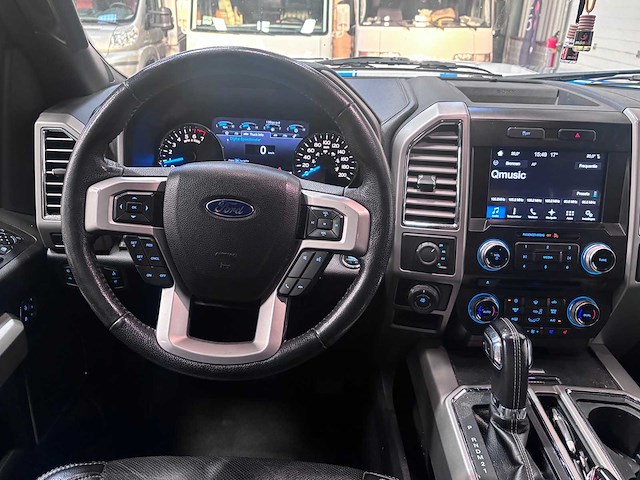 Ford usa - 2017 - f150 shelby 700 pk - 5.0 v8 - personenauto - afbeelding 16 van  63