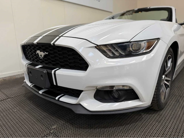 Ford usa - mustang vi -cabriolet - 330 pk ecoboost - personenauto - 2015 - afbeelding 3 van  38