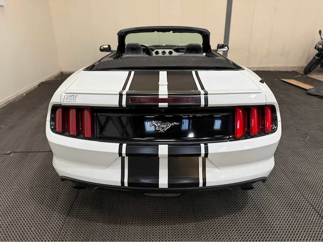Ford usa - mustang vi -cabriolet - 330 pk ecoboost - personenauto - 2015 - afbeelding 38 van  38