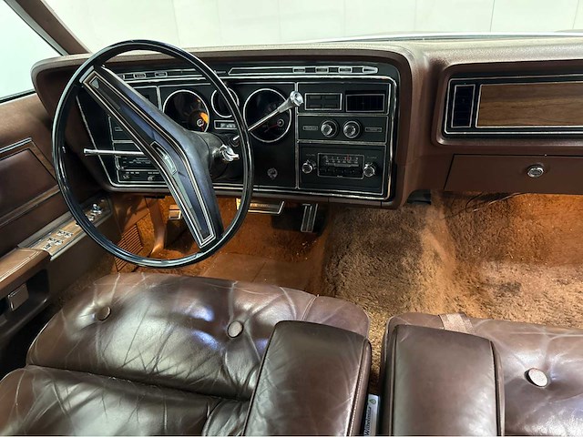 Ford usa - thunderbird - v8 hardtop - lpg - oldtimer - 1972 - afbeelding 8 van  30