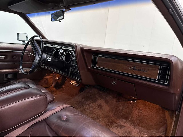 Ford usa - thunderbird - v8 hardtop - lpg - oldtimer - 1972 - afbeelding 11 van  30