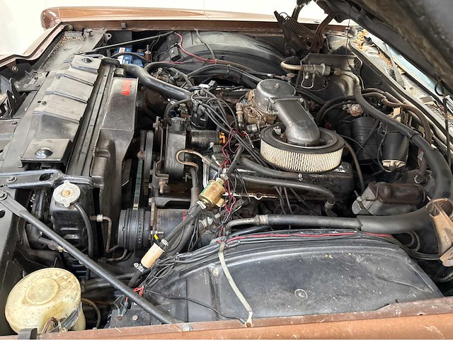 Ford usa - thunderbird - v8 hardtop - lpg - oldtimer - 1972 - afbeelding 13 van  30