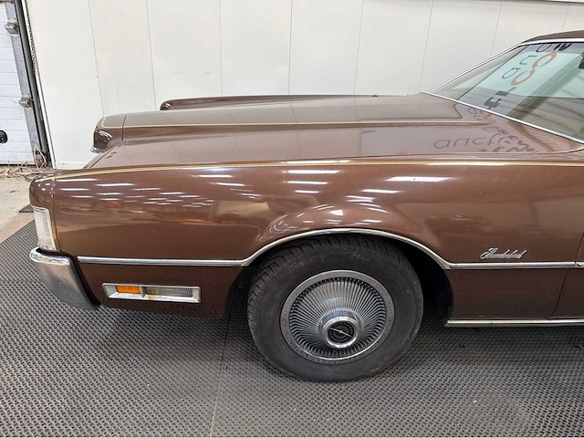 Ford usa - thunderbird - v8 hardtop - lpg - oldtimer - 1972 - afbeelding 17 van  30