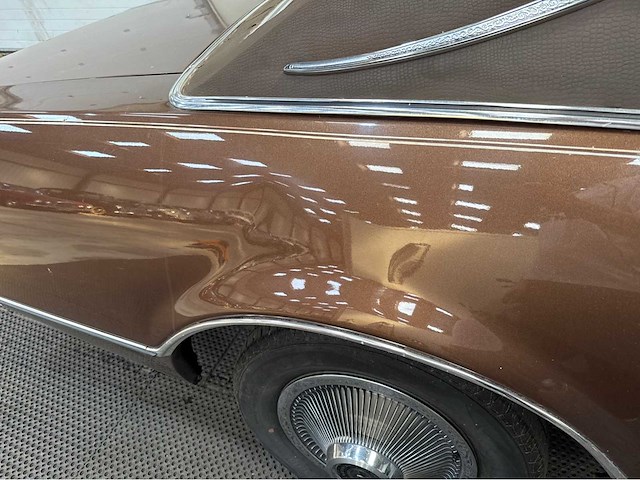 Ford usa - thunderbird - v8 hardtop - lpg - oldtimer - 1972 - afbeelding 18 van  30